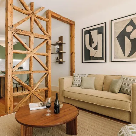 Ando Living - Flores 25 House 4* Lissabon
