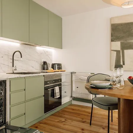 Ando Living - Flores 25 House 4* Lissabon