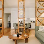 Ando Living - Flores 25 House Ξενοδοχείο με διαμερίσματα 4*