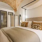 Ando Living - Flores 25 House Ξενοδοχείο με διαμερίσματα 4*