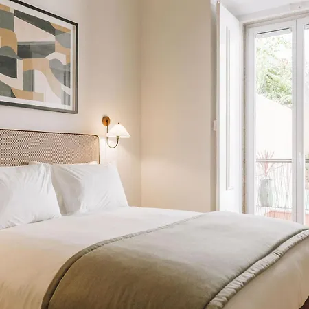 Ξενοδοχείο με διαμερίσματα Ando Living - Flores 25 House Lisboa