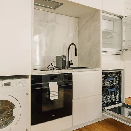 Ando Living - Flores 25 House Apartman