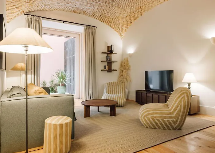 Ando Living - Flores 25 House