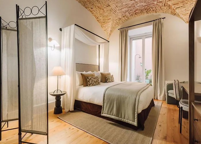 Ando Living - Flores 25 House *