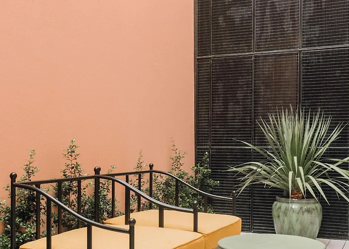 Ando Living - Flores 25 House Lisboa