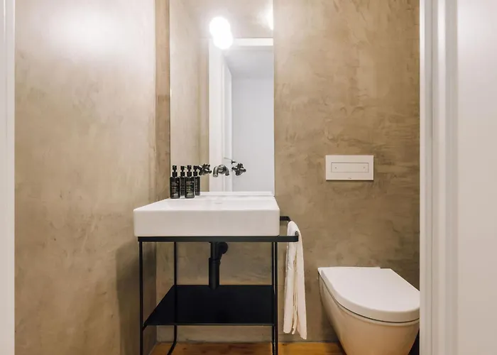 Ando Living - Flores 25 House Lisboa