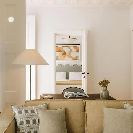 Ando Living - Flores 25 House מלון דירות ליסבון