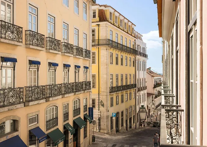 Ando Living - Flores 25 House Aparthotel 4*